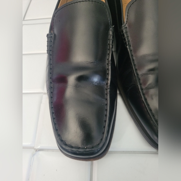 Tod’s Made In Italy Mens Black Leather Driving Loafer Slight Wedge Heel Classic - Picture 2 of 8